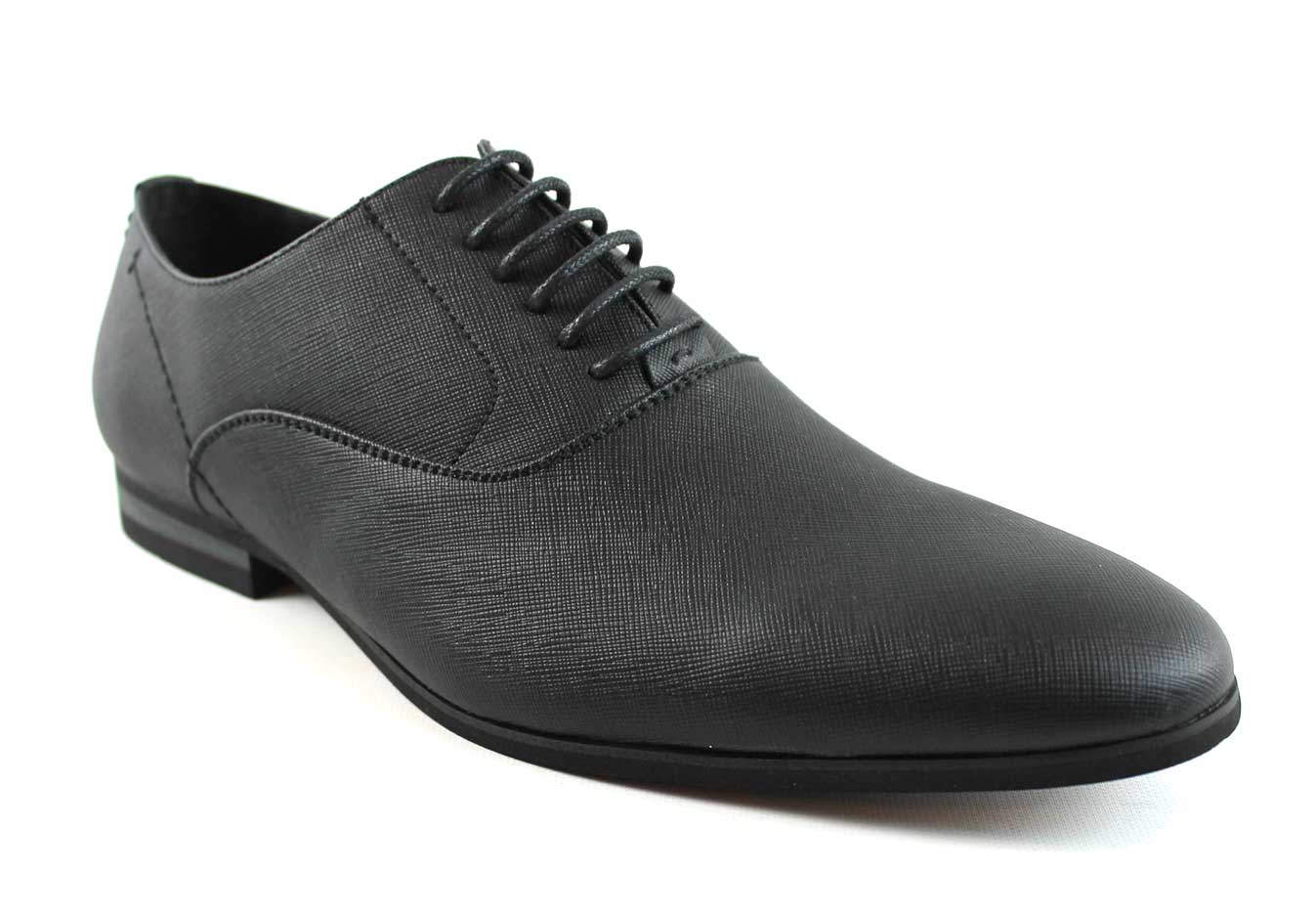 Black Herringbone Round Toe Lace Up Oxfords - Image 4