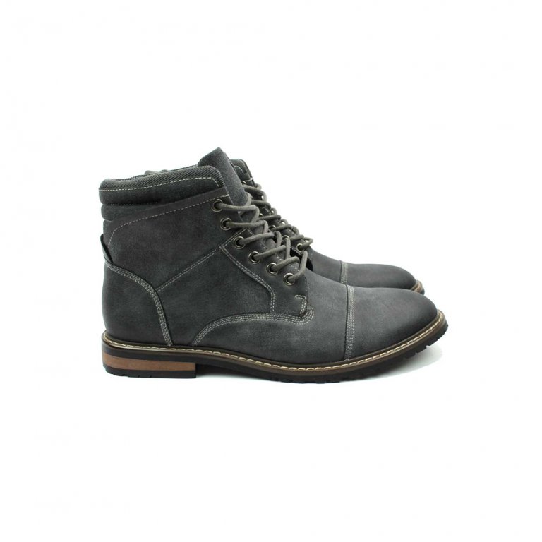ankle boots with wide toe box